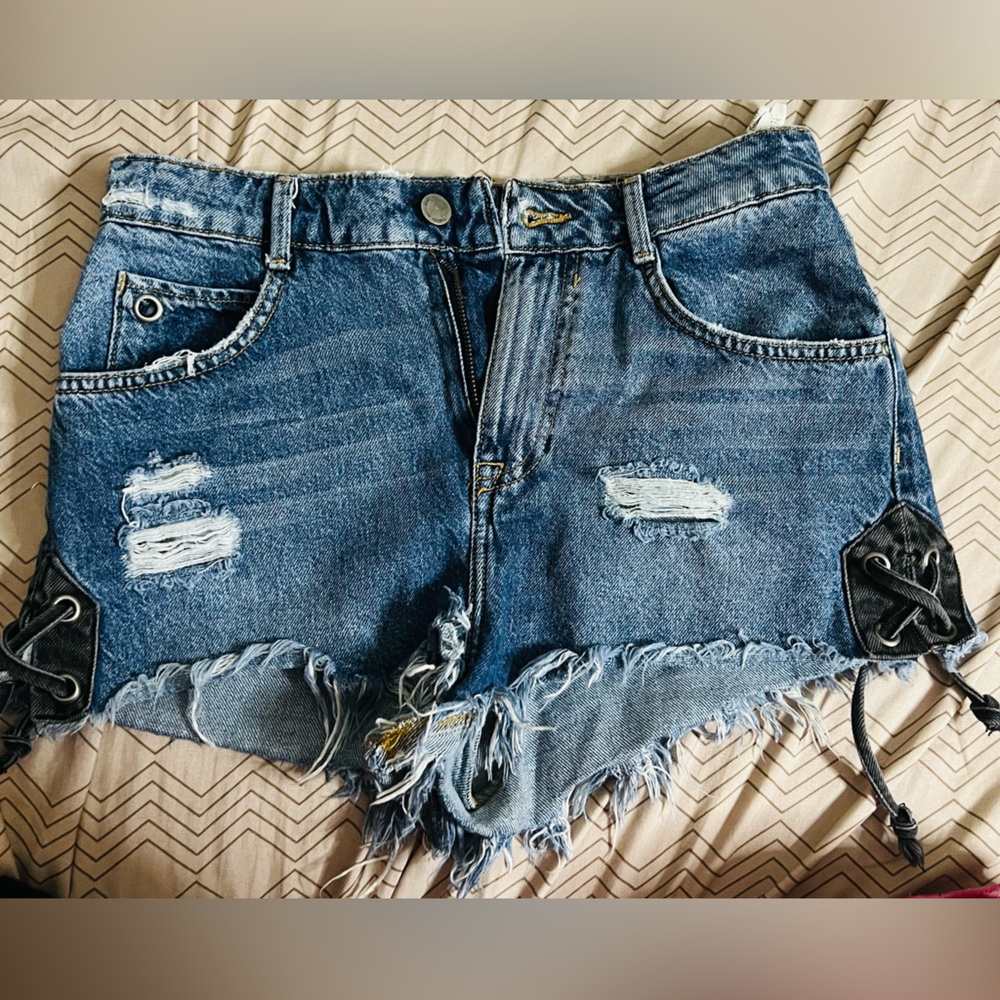 Zara highwaist denim shorts